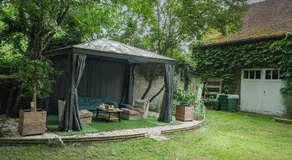 B&B LA FESSARDIERE Piscine - Jacuzzi - Image 4