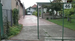 Boulevard Garden House - Free and save parking in the locked yard - Image 5