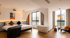 Wuzhen Xizha Slow Life Riverside Inn - Image 2