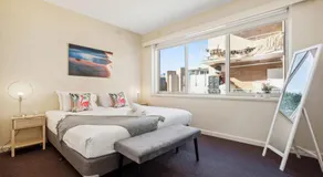 Domi Rentals - The Carlisle Street Apartments - Image 2