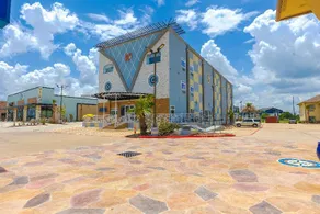 La Vyoma Villas, Westpark Hwy 6 - Image 3