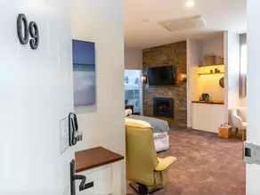 Bay Of Fires Apartments - Suite 2 - Image 3