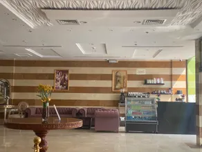 Elite Crown Hotel - Image 3