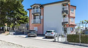 Nice Apartment In Kastel Sucurac With Wifi - Image 3