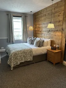 The Pelican Inn - Image 2