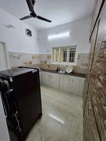 The White House Home Stay - Image 5