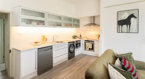Central Exmouth Flat Sleeps 4 Walk to Beach - Image 3