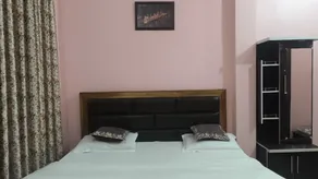 PRATEEK HOME STAY - Image 1