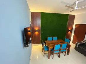 Hotel Crystal Stay - Image 4