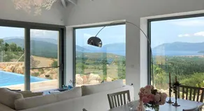 Villa Iremia, Piscine à Débordement & Vue Mer Panoramique - Image 3