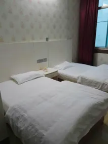 Yuelai Hotel - Image 4