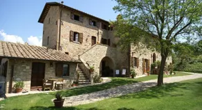 Ferienhaus in Montone mit Pool und Garten - Image 4