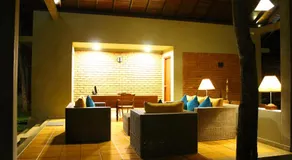 Ehalagala Lake Resort - Image 2