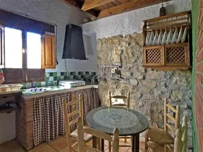 Beautiful holiday home in Andalusia with heated pool - Image 2