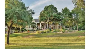 Luxury Lake House w/ Heated Pool & Multiple Spas - Image 5
