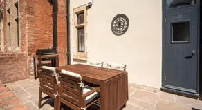 Marlborough Hall Apartment - Quiet - Image 5