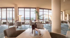 Gesundheitshotel Weißenstadt am See - Image 3