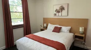 Royal Mail Hotel Whittlesea - Image 5