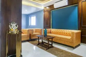 Townhouse OAK Hotel Chaitanya Executive Near Fun Time Multiplex - Image 4