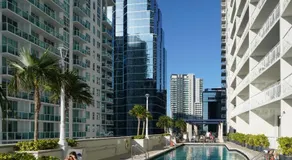 4 bed full condo in Miami with skyline & sea view - Image 2