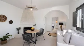 Almira Luxury Suites - Image 2