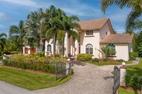 Plantation Acres 7BR Luxury Mansion & Private Pool - Image 2