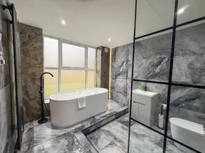 Santi House - Image 2