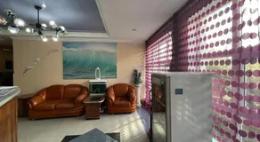 Three Dolphins Hotel - Image 3