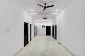 Hotel O Garden View Vrindavan Lucknow - Image 4