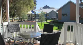 Mandurah Ocean Marina Chalets - Image 5