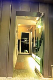 Inn Hotel - Image 5