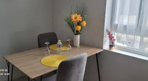 Les Volets Bleus - Au Calme avec petit Jardin et Patio - 3 appartements - Image 3