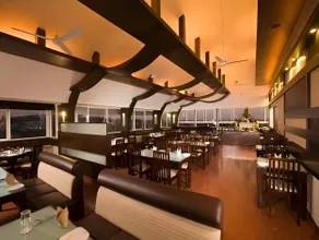 The Nines Business Hotel - Image 2