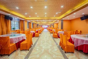 Zhuoni Convention Center - Image 2