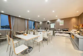 Guilin Ouyue Hotel (Two Rivers and Four Lakes Branch) - Image 4