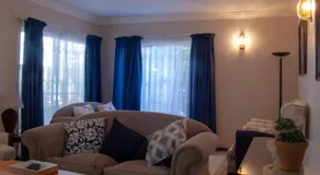 Hamilton Urban Farm Guest House - Image 2