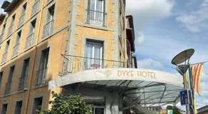 Dyke Hotel - Image 3