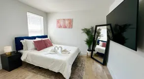Comfy NJ 2BR Close to Airport, Dream Mall & NYC - Image 2
