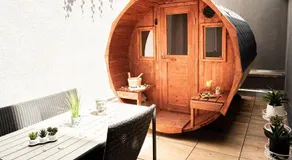 Luxurious Apartment with Sauna - Image 4