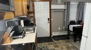 Just Like Being at Home- Newly Renovated Unit - Image 4