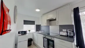 Studio-Apartment-Ensuite mit Dusche - Image 4
