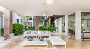 Unbelievable Villa with Pool - Perfect Family Vacay - Image 3