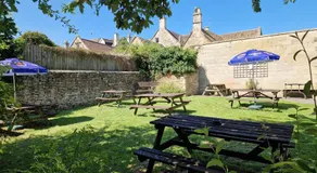 The Royal Oak - Image 3