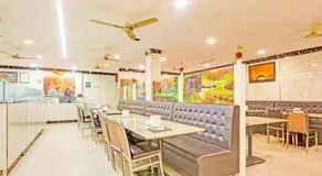 Townhouse La Vista Inn Grand Hotel - Image 2