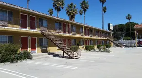 Economy Inn Motel - Image 3