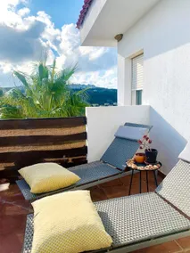 Penthouse with swimming pool in Manliva - Image 4