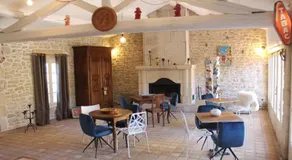 LA DEMEURE Bed and Breakfast - Image 4