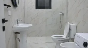 Urban Comfort Apartment - Image 4
