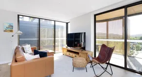 Kashmir - Luxury Top Floor Apartment - Mountain View - Image 2