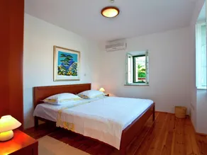 Villa à Sumartin près de la Plage & Piscine - Image 3